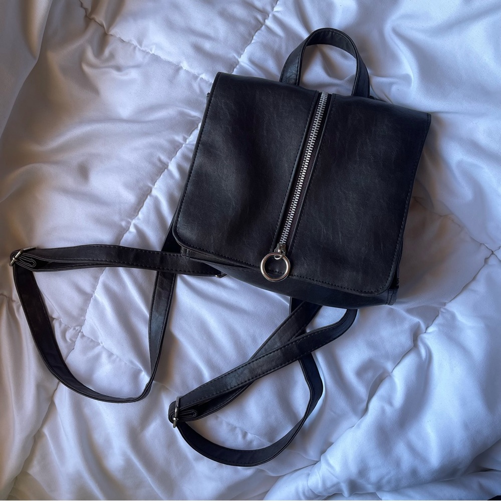 Small backpack / purse 🎱